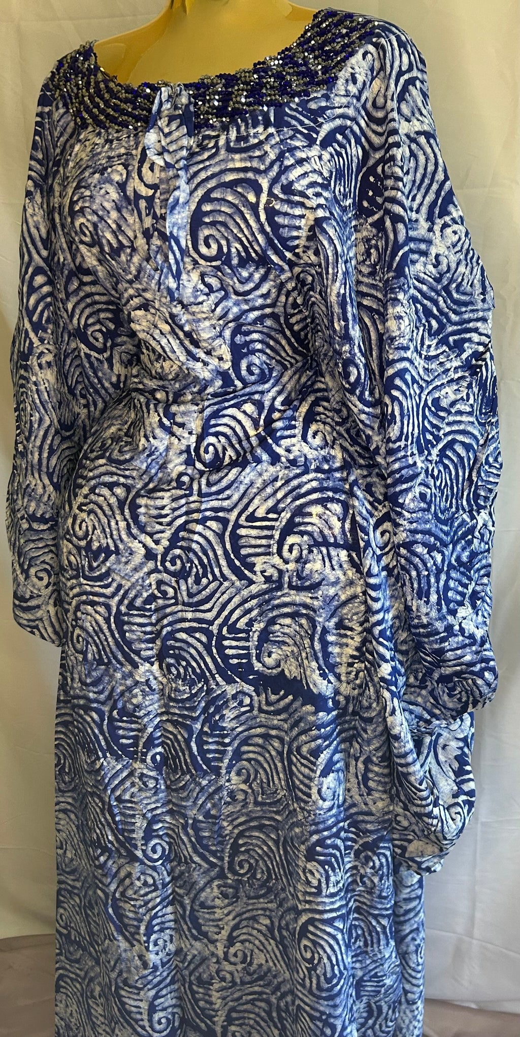 Robe adiré avec strass